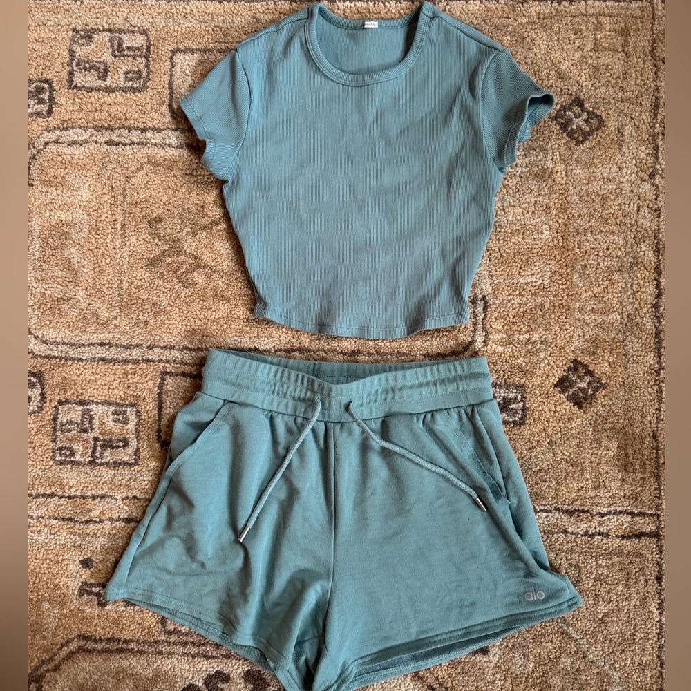 Alo Yoga Crop Top and Shorts Set